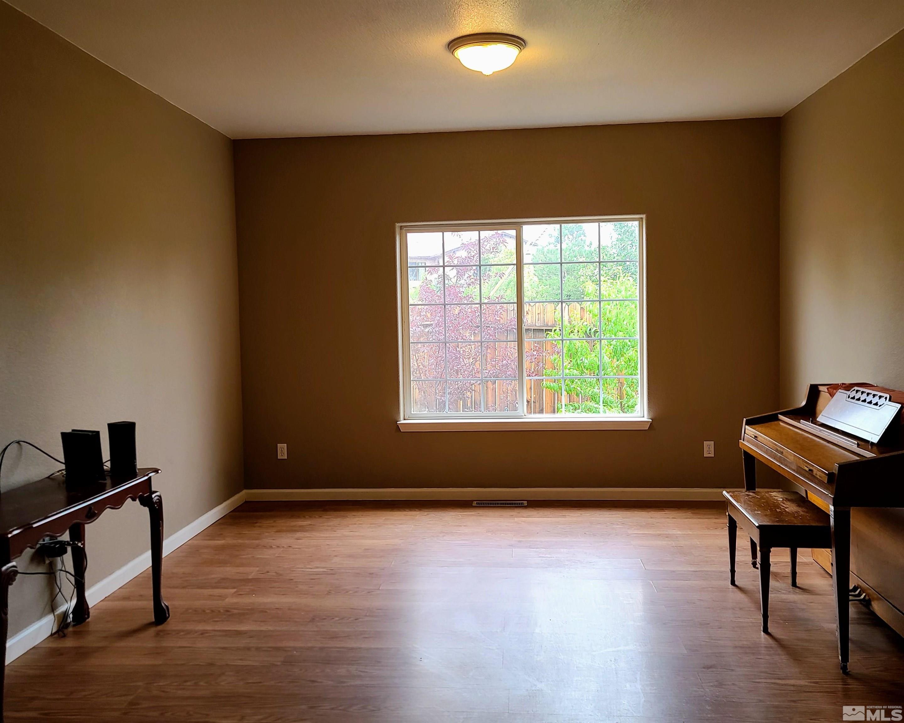 5999 Omaha Street Reno, NV 89506 - Photo 2 of 18 Photo 2