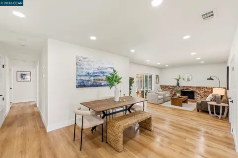 $629,000 | 140 Wayne Court, Vacaville, CA 95687