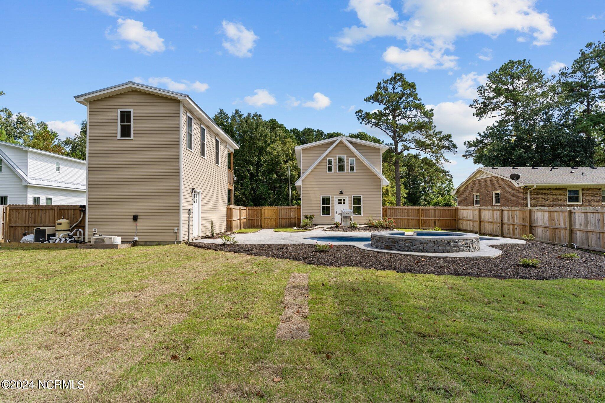 125 Spring Road Wilmington, NC 28401 - Photo 41 of 57 41-web-or-mls-BTS03011