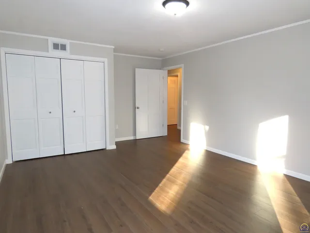 $167,276 | 1021 Southwest Boswell Avenue, Topeka, KS 66604