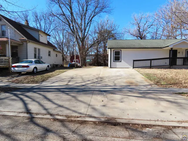 $167,276 | 1021 Southwest Boswell Avenue, Topeka, KS 66604