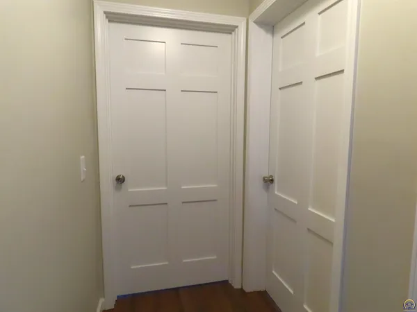 $164,900 | 1021 Southwest Boswell Avenue, Topeka, KS 66604