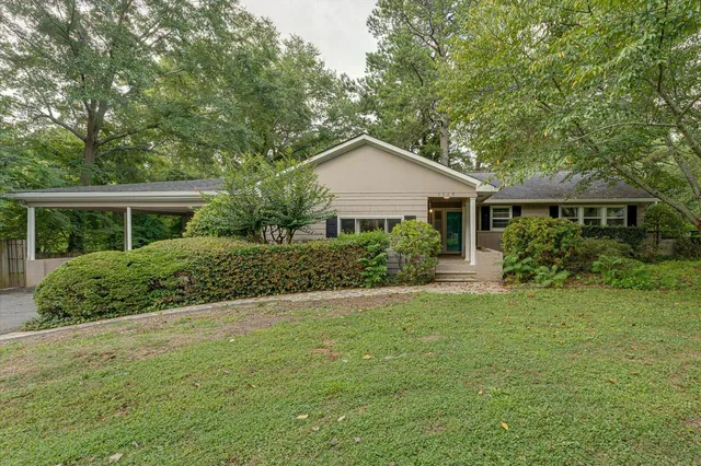 $329,000 | 1117 Lakemont Drive, Dalton, GA 30720