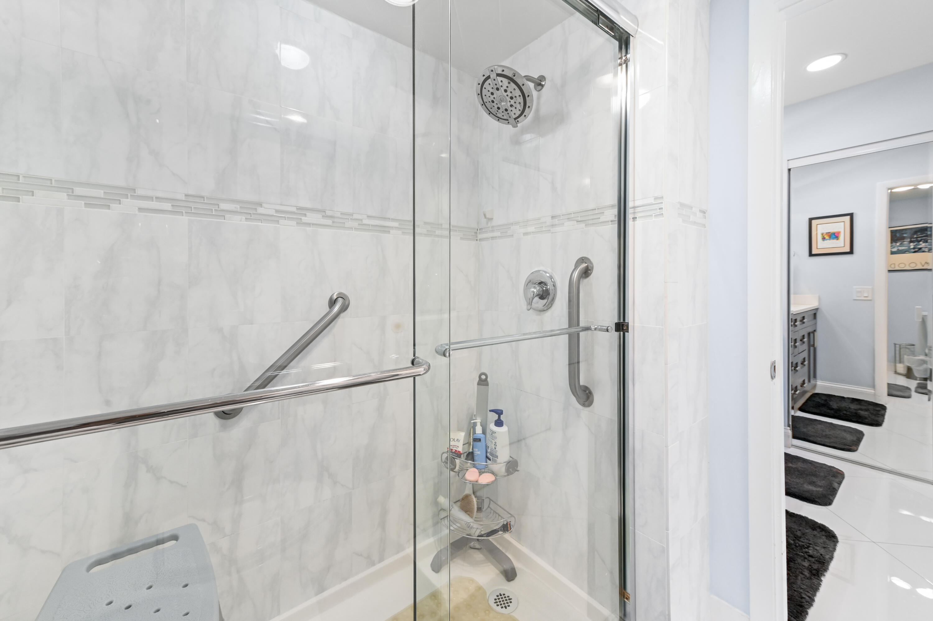 21827 Arriba Real, Unit 11K Boca Raton, FL 33433 - Photo 16 of 32 10 Bathroom 01