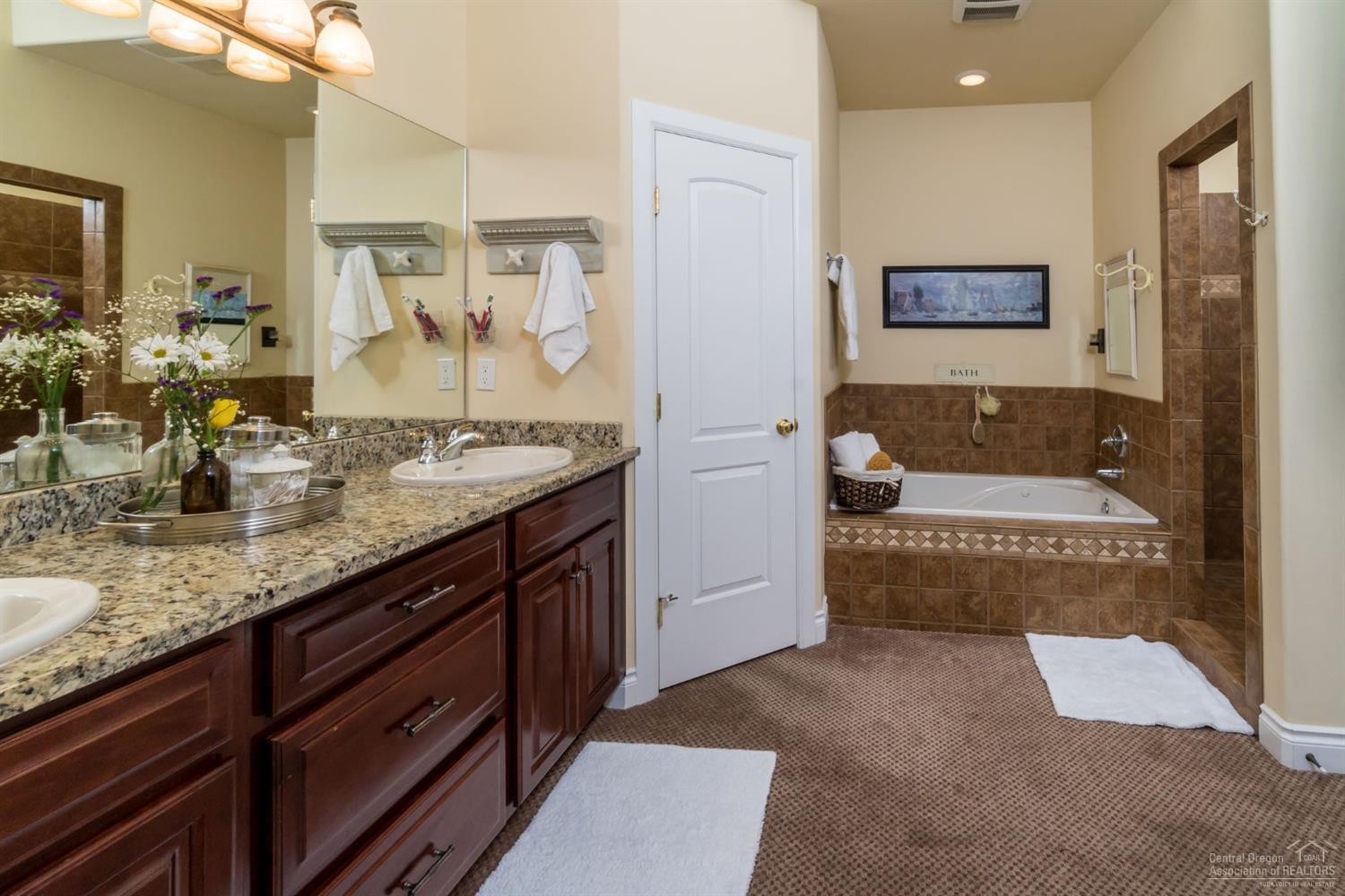 64490 Research Road Bend, OR 97703 - Photo 12 of 25 Additional Photo