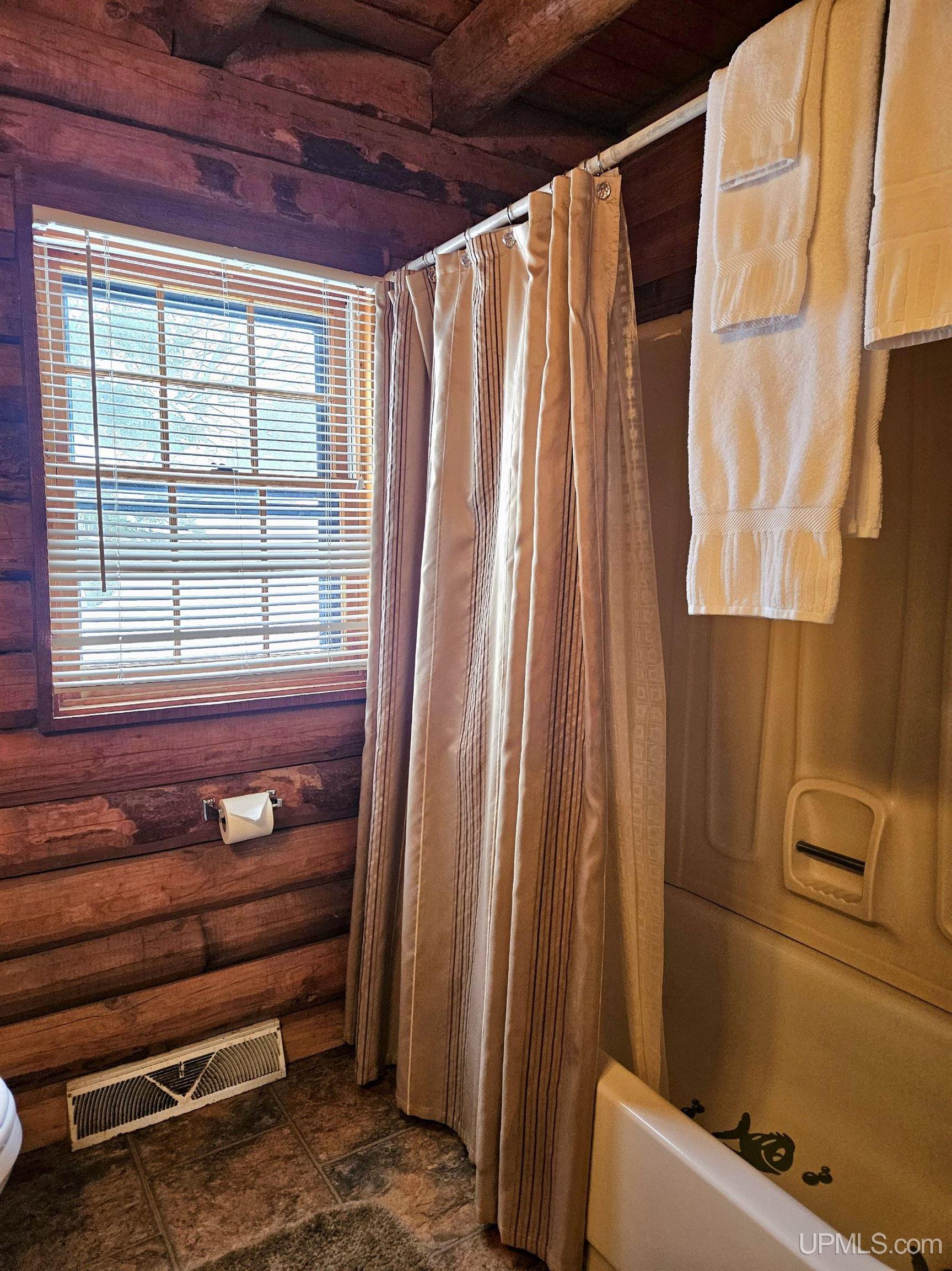 477 Sundance Road Wakefield, MI 49968 - Photo 12 of 28