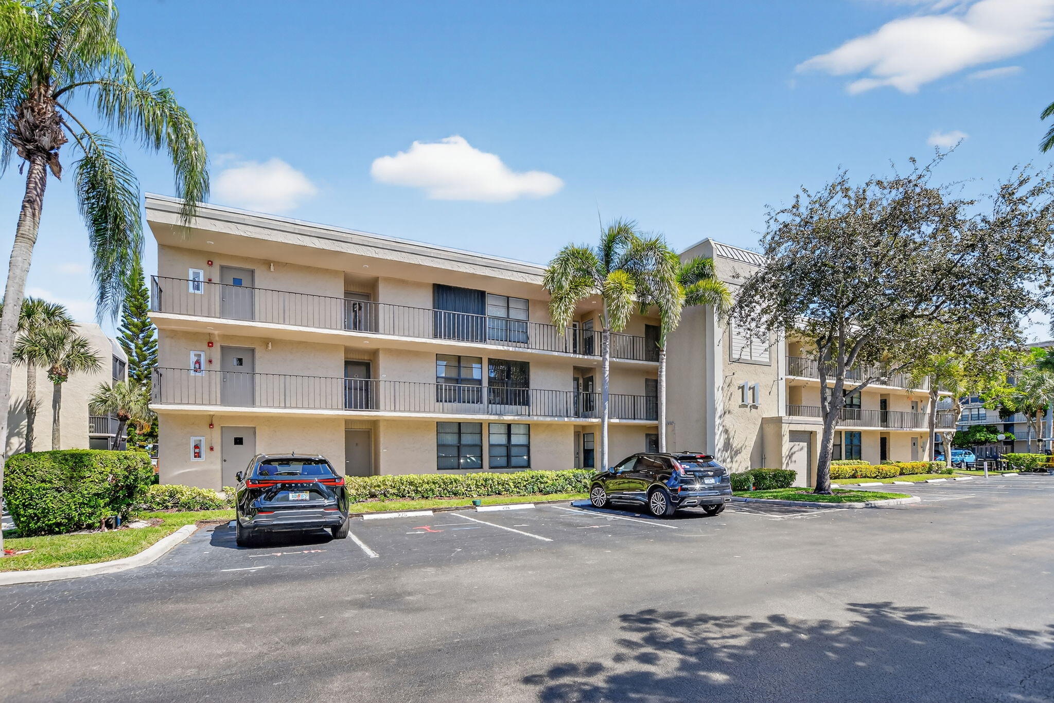 11 Royal Palm Way, Unit 3040 Boca Raton, FL 33432 - Photo 1 of 68 1-web-or-mls-DSC_1747