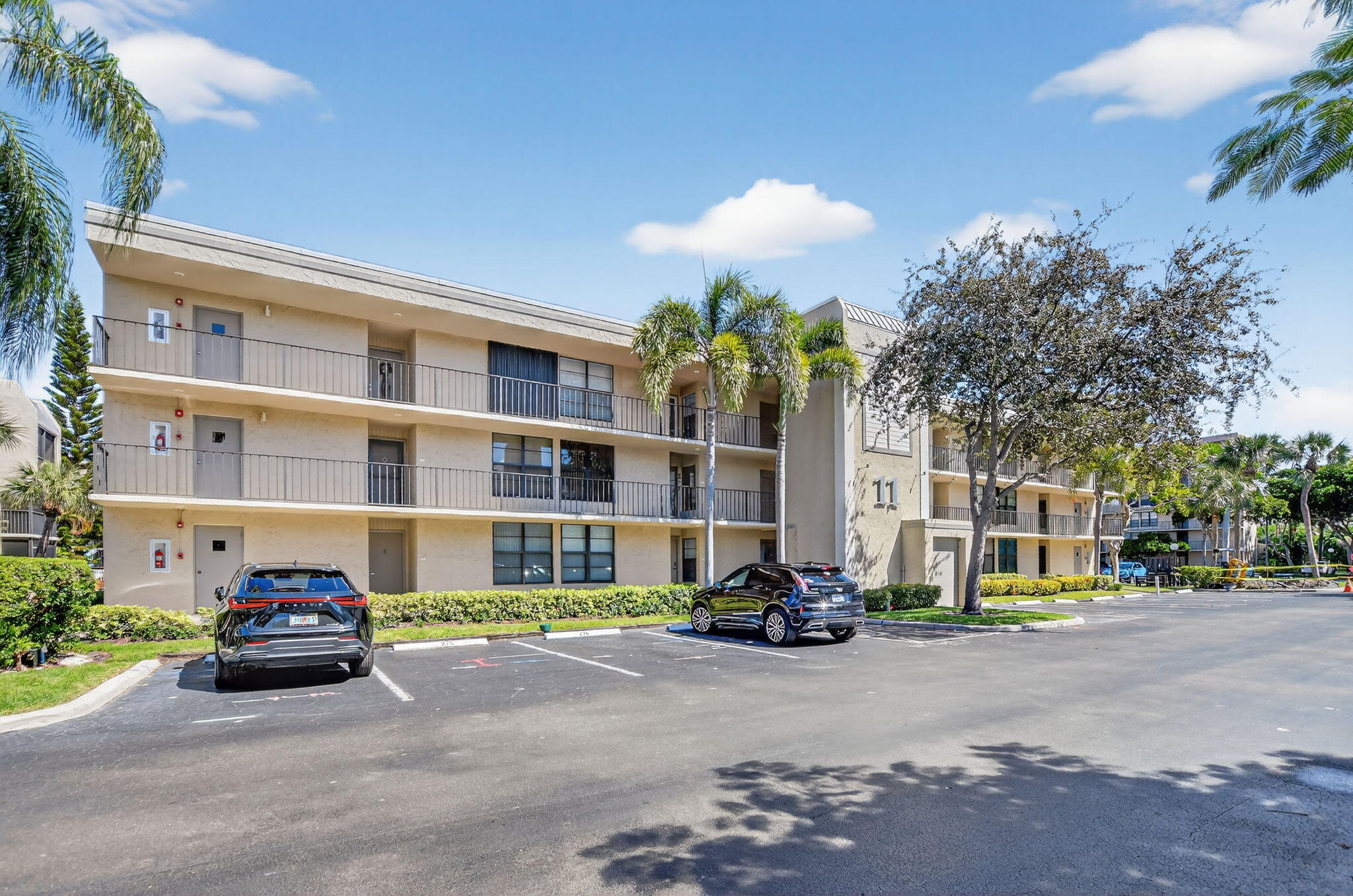 11 Royal Palm Way, Unit 3040 Boca Raton, FL 33432 - Photo 55 of 68 51-web-or-mls-DSC_1738