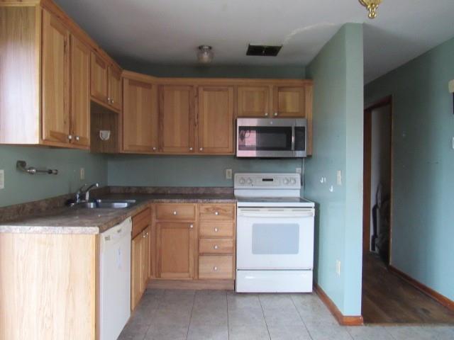 5921 Rodgers Street Pittsburgh, PA 15207 - Photo 7 of 17