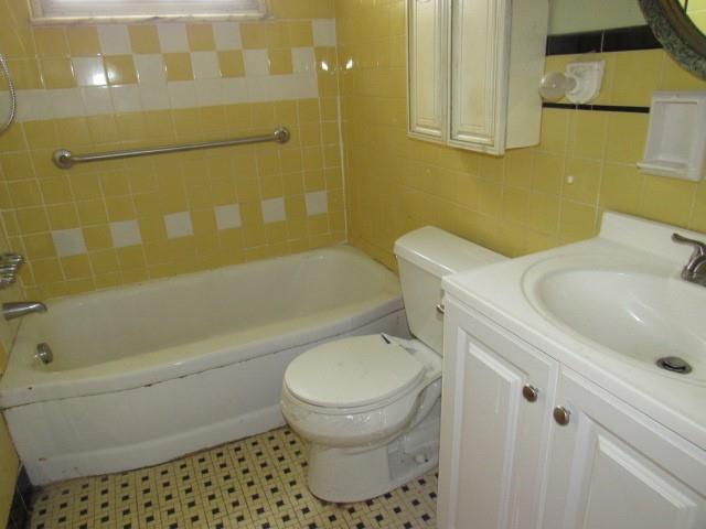 5921 Rodgers Street Pittsburgh, PA 15207 - Photo 9 of 17