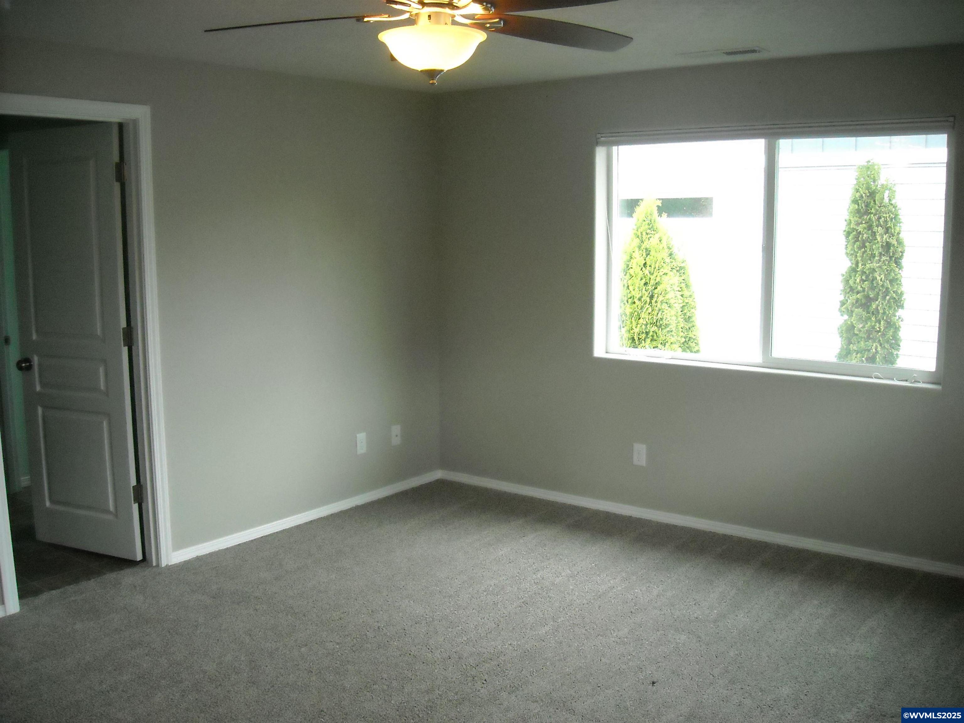 840 North Pointe Drive Northwest Albany, OR 97321 - Photo 17 of 30