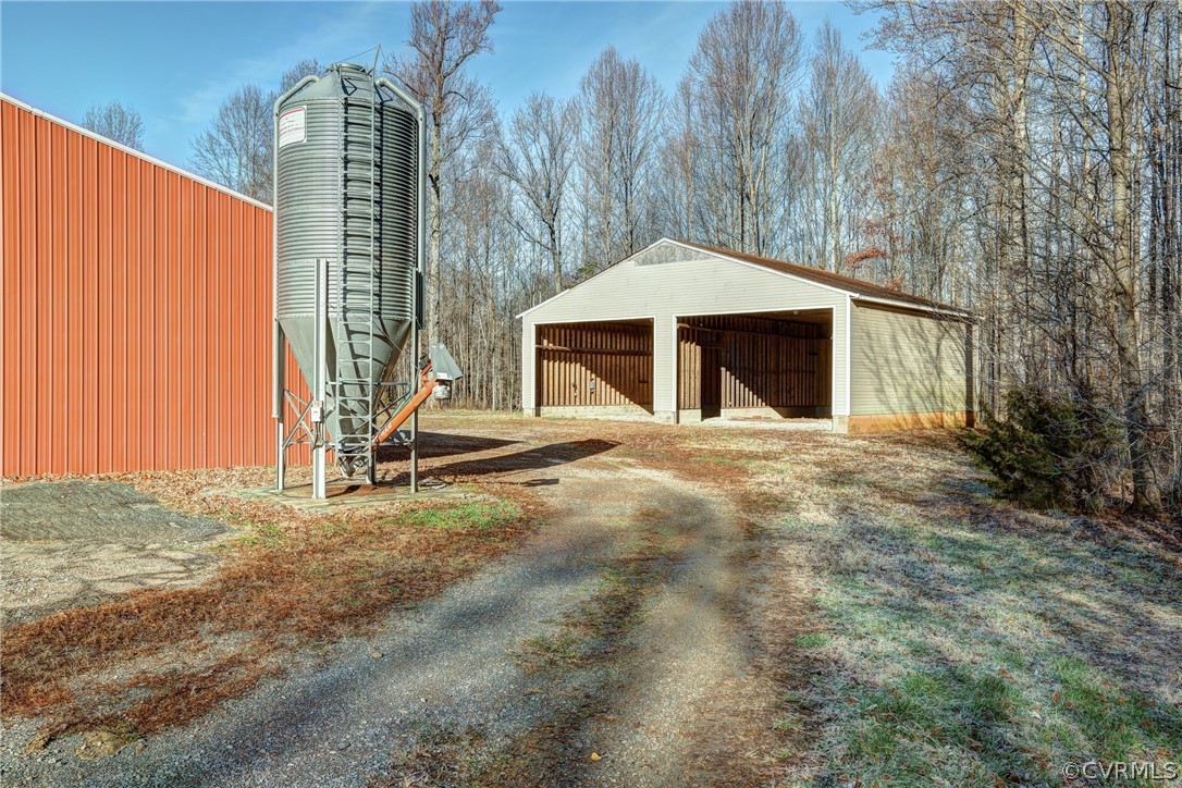 5346 Martin Road Kents Store, VA 23084 - Photo 11 of 33