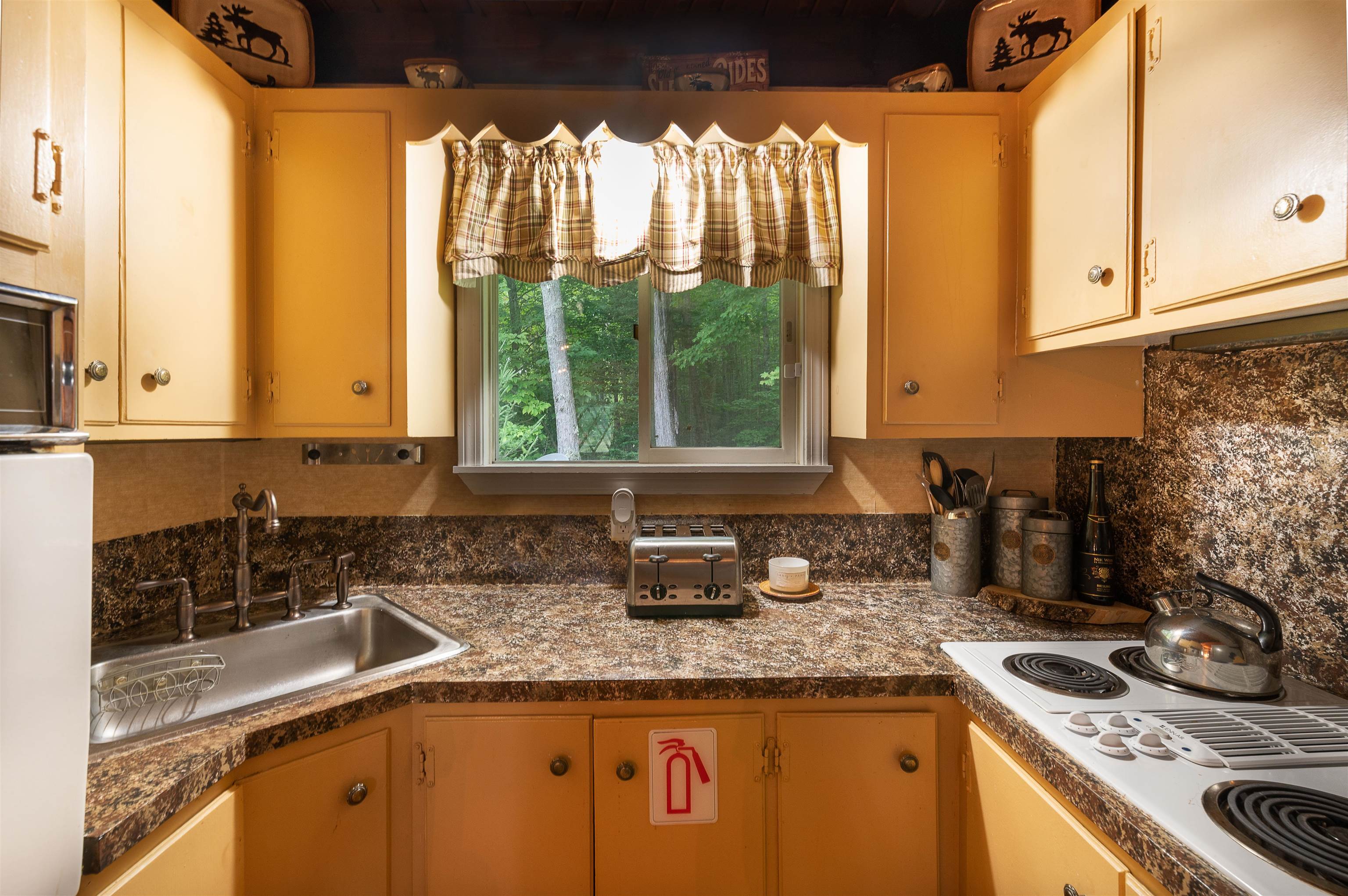 649 Littleton Road Whitefield, NH 03598 - Photo 16 of 37 Gallery Image 16