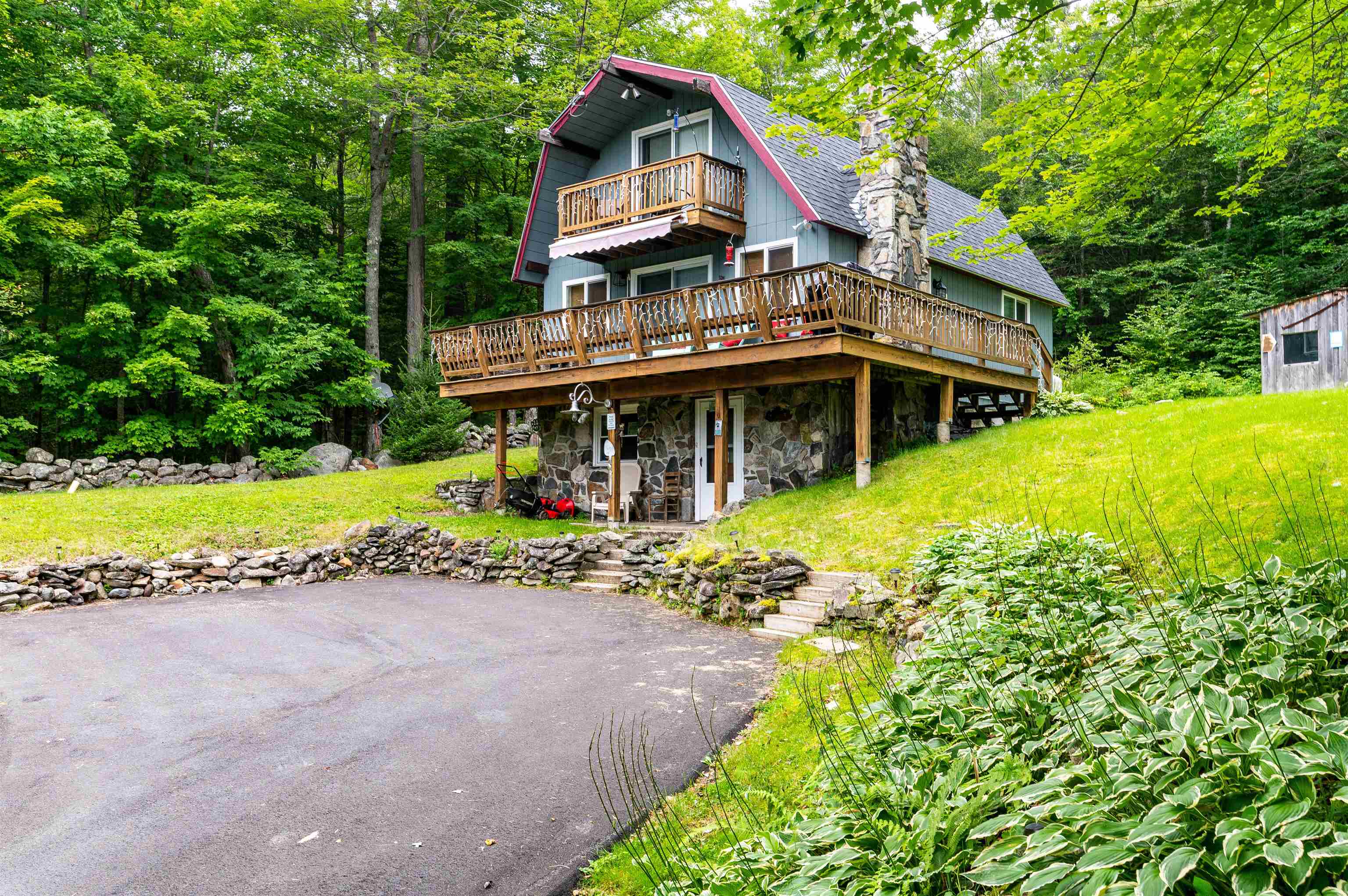 649 Littleton Road Whitefield, NH 03598 - Photo 2 of 37 Gallery Image 2