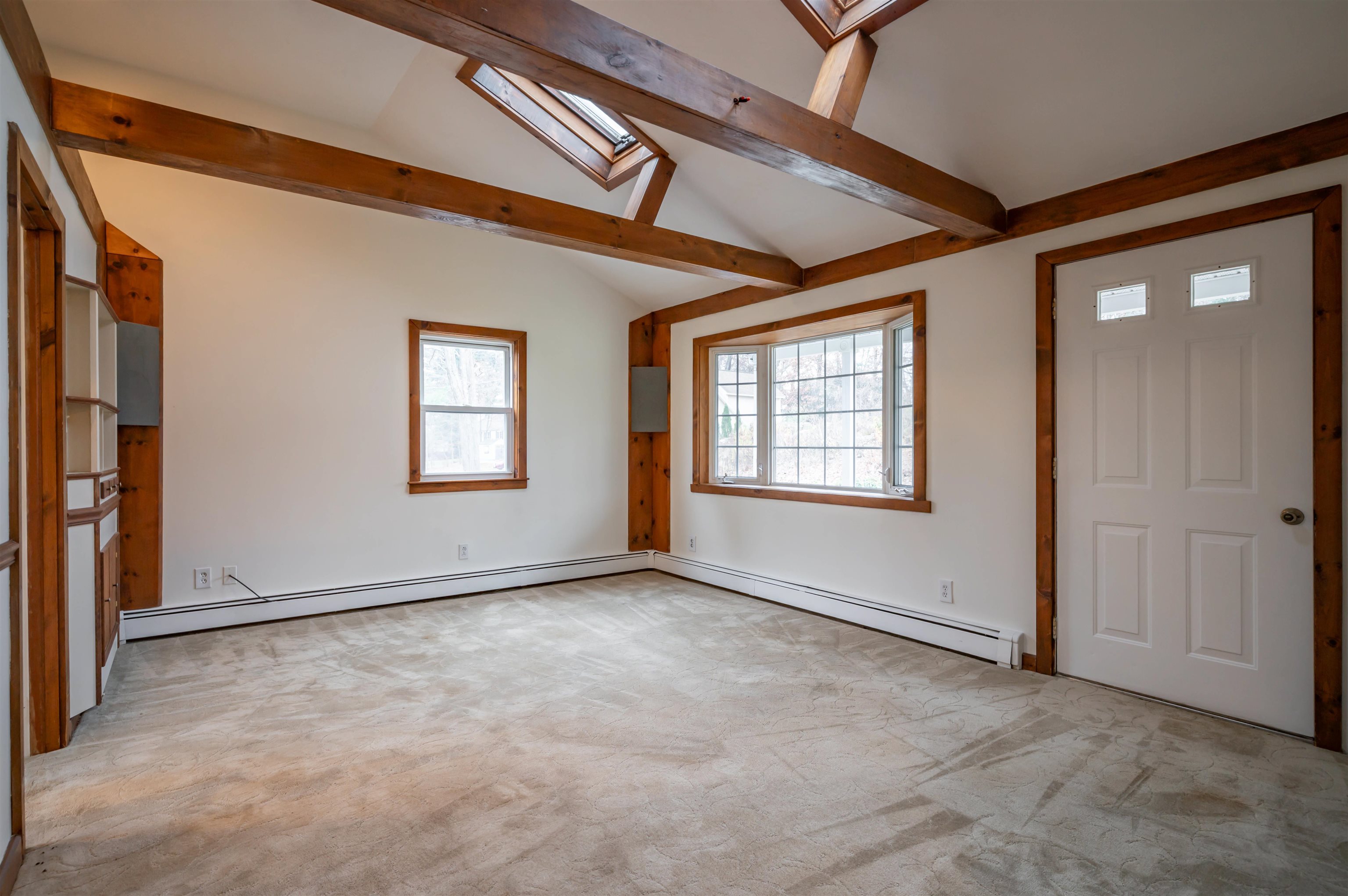 5 Betty Lane Salem, NH 03079 - Photo 24 of 36