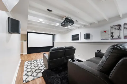 $679,500 | 272 North Willow Road, Elmhurst, IL 60126