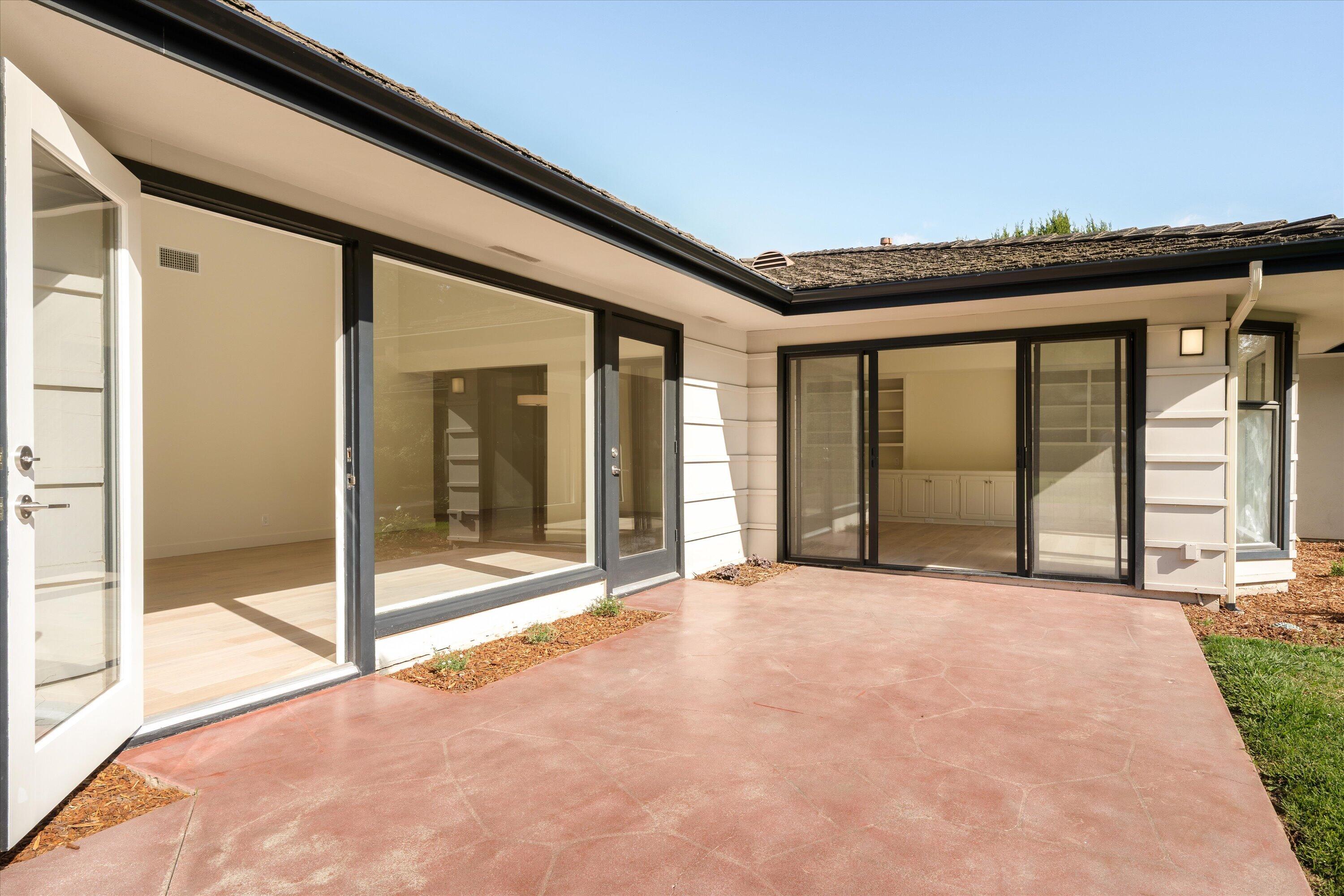579 Hot Springs Road Montecito, CA 93108 - Photo 24 of 28 Patio