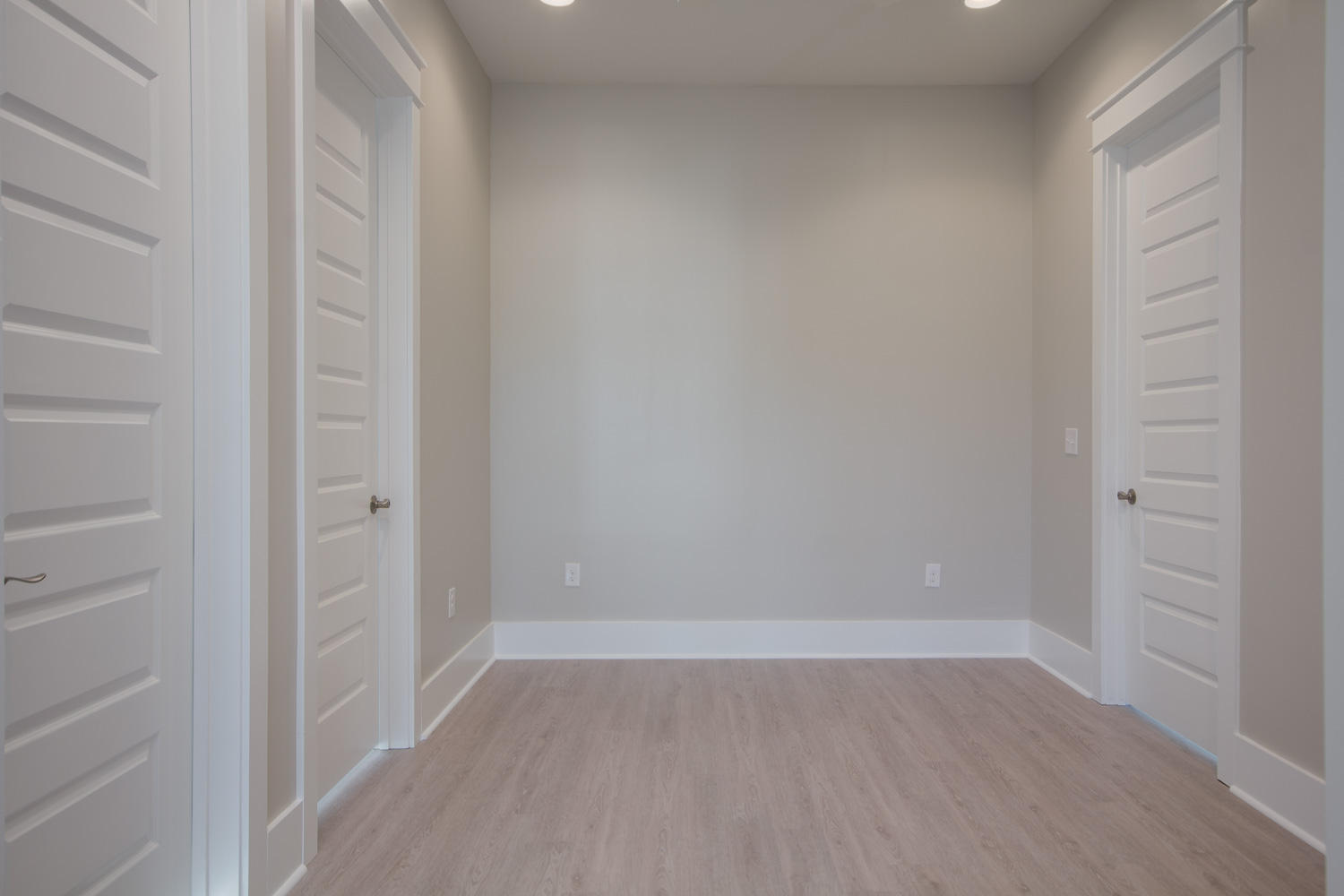 196 Matt's Way Santa Rosa Beach, FL 32459 - Photo 25 of 26 a view of an empty room