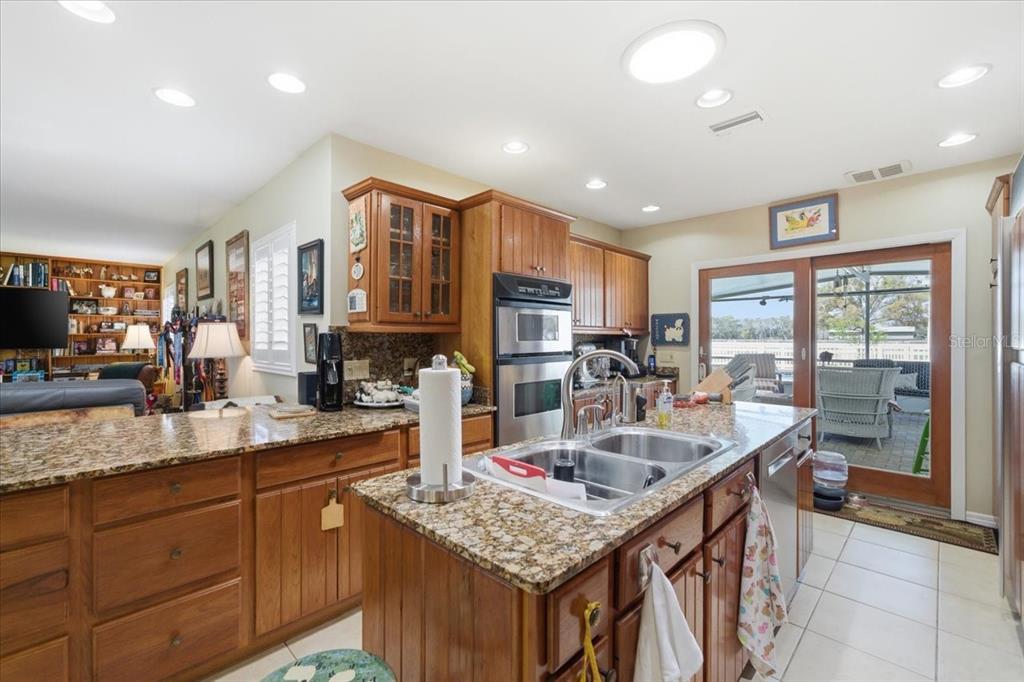 9449 Roberts Road Odessa, FL 33556 - Photo 17 of 68