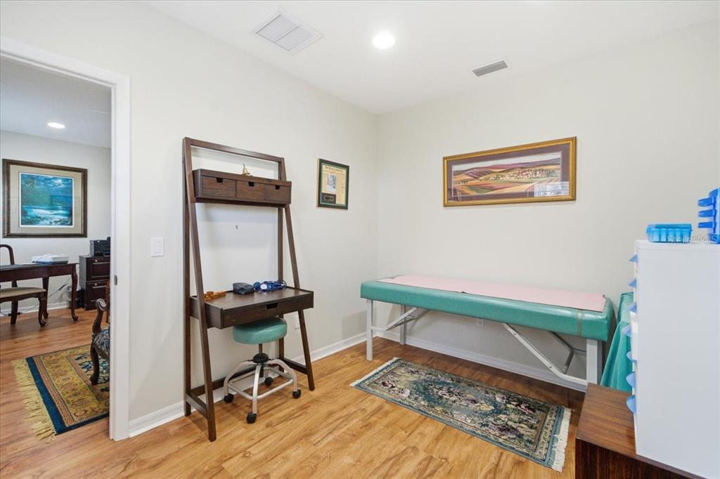 9449 Roberts Road Odessa, FL 33556 - Photo 38 of 68