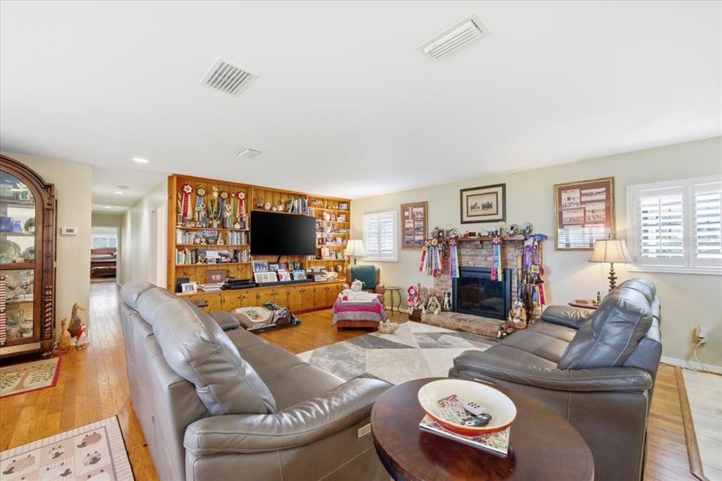 9449 Roberts Road Odessa, FL 33556 - Photo 8 of 68