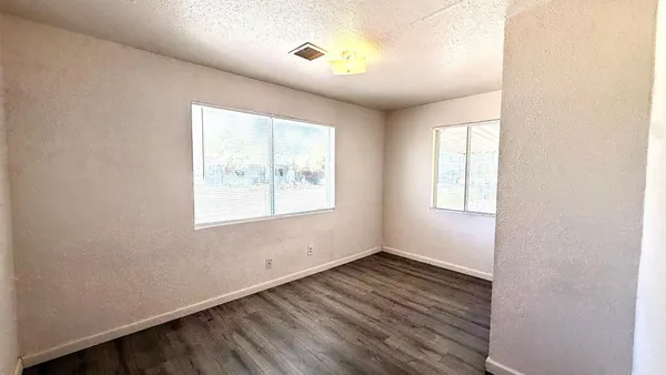 $1,450 | 5547 West Gardenia Avenue, Glendale, AZ 85301