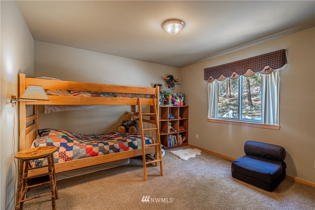 11484 South Lakeshore Road Chelan, WA 98816 - Photo 22 of 39 Gallery Image 22