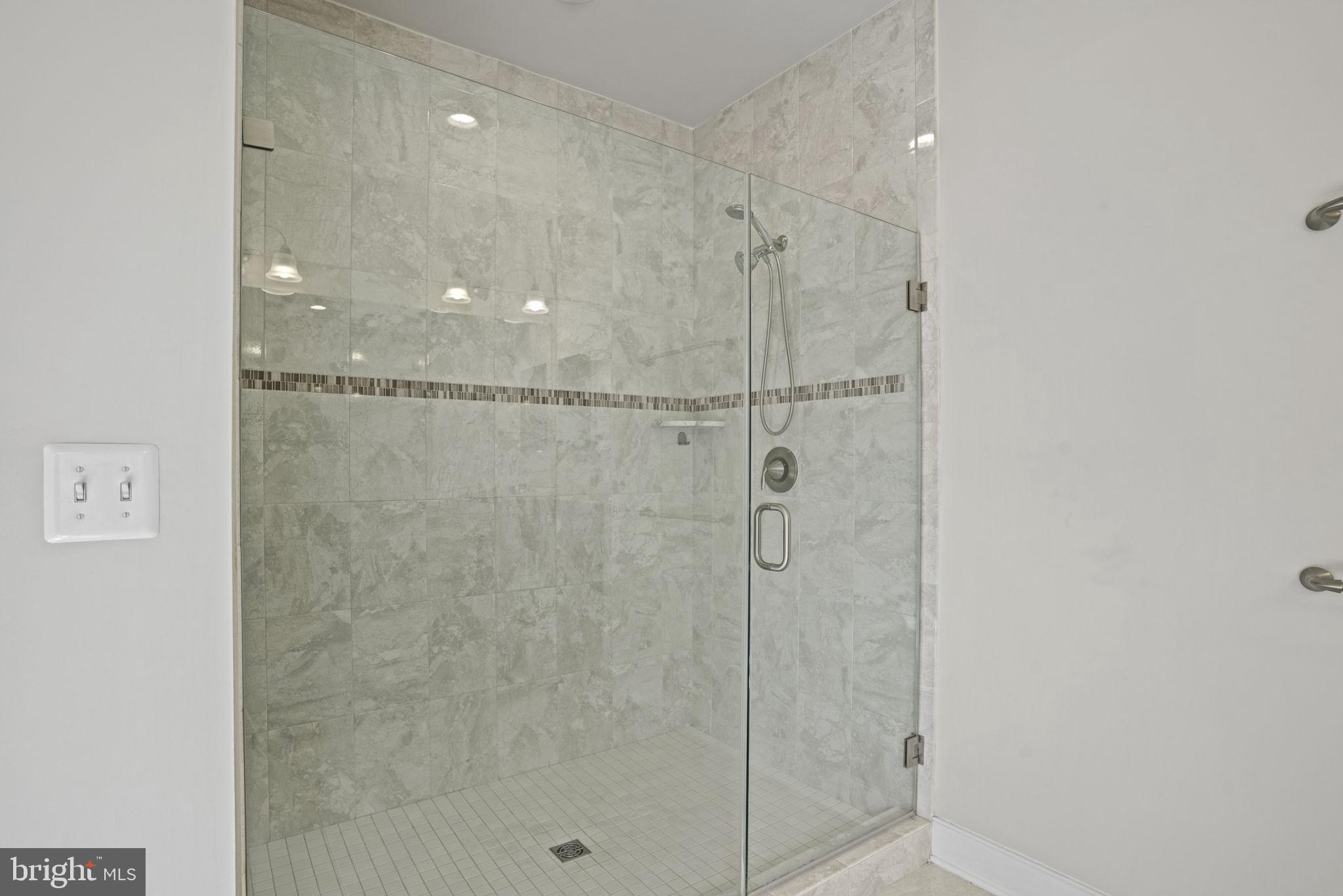 1901 Main Line Boulevard, Unit 102 Alexandria, VA 22301 - Photo 26 of 33