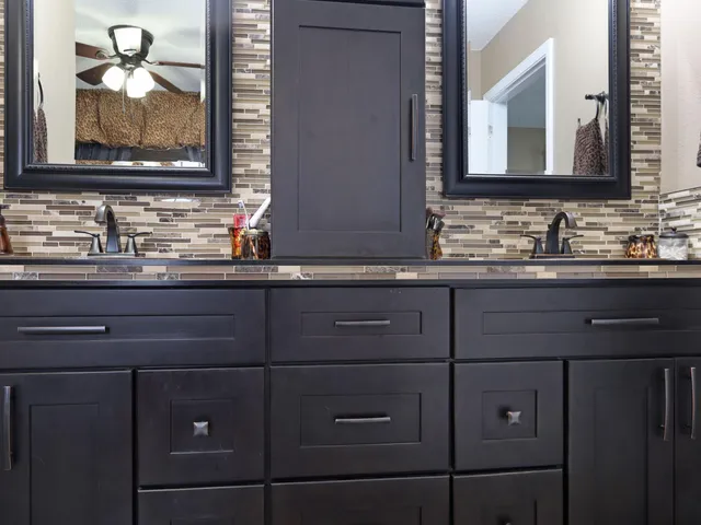 a view of a house with backyard porch and patio