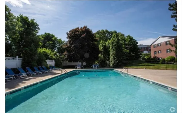 $2,300 | 200 Bedford Road, Unit 15A, Woburn, MA 01801