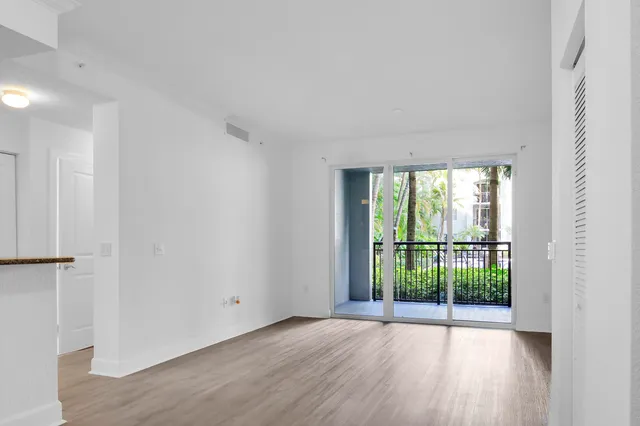 $239,000 | 1660 Renaissance Commons Boulevard, Unit 2122, Boynton Beach, FL 33426