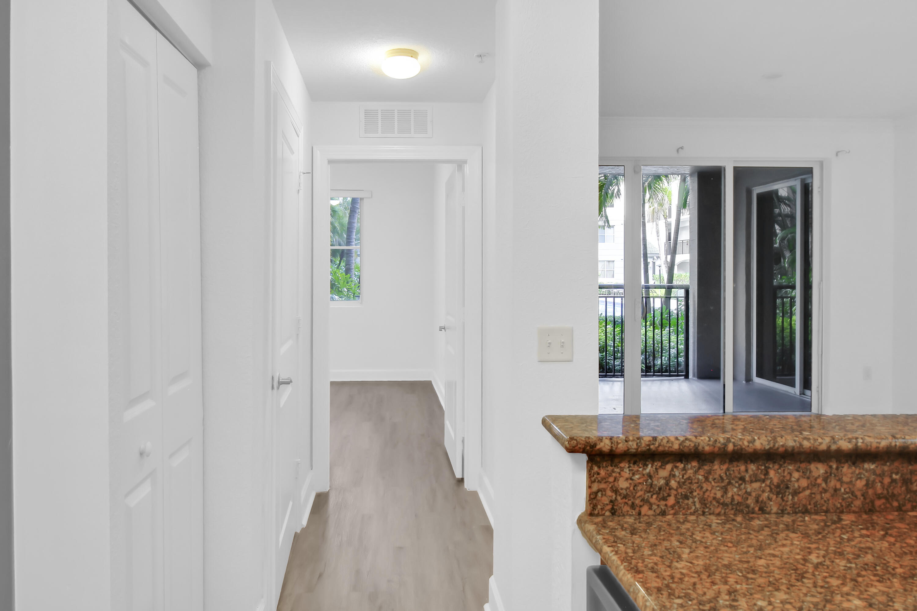 1660 Renaissance Commons Boulevard, Unit 2122 Boynton Beach, FL 33426 - Photo 29 of 38 _MG_2420