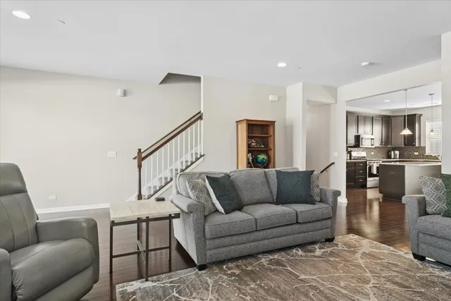 $460,000 | 80 Lakeview Place, Unit A, Lake Zurich, IL 60047