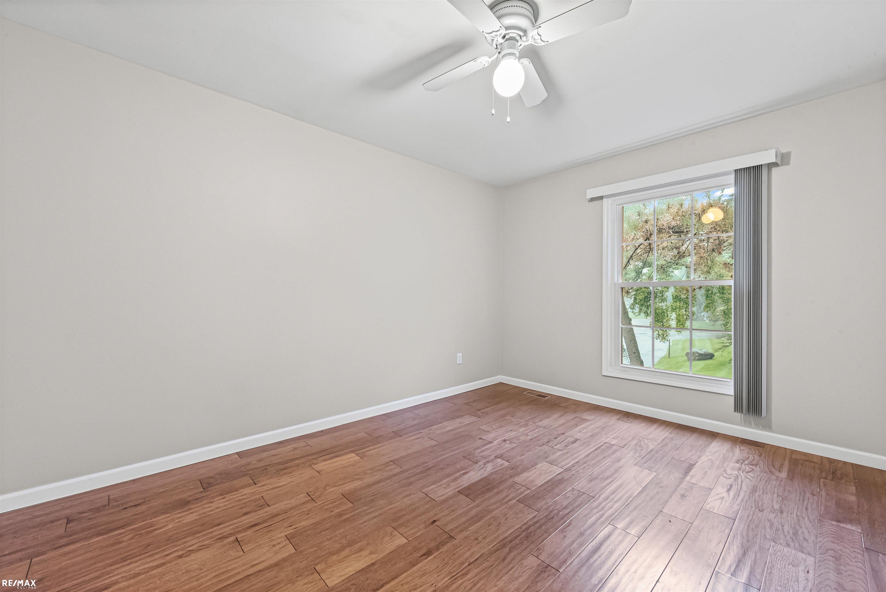 1377 Autumn Lane Rochester, MI 48306 - Photo 14 of 27