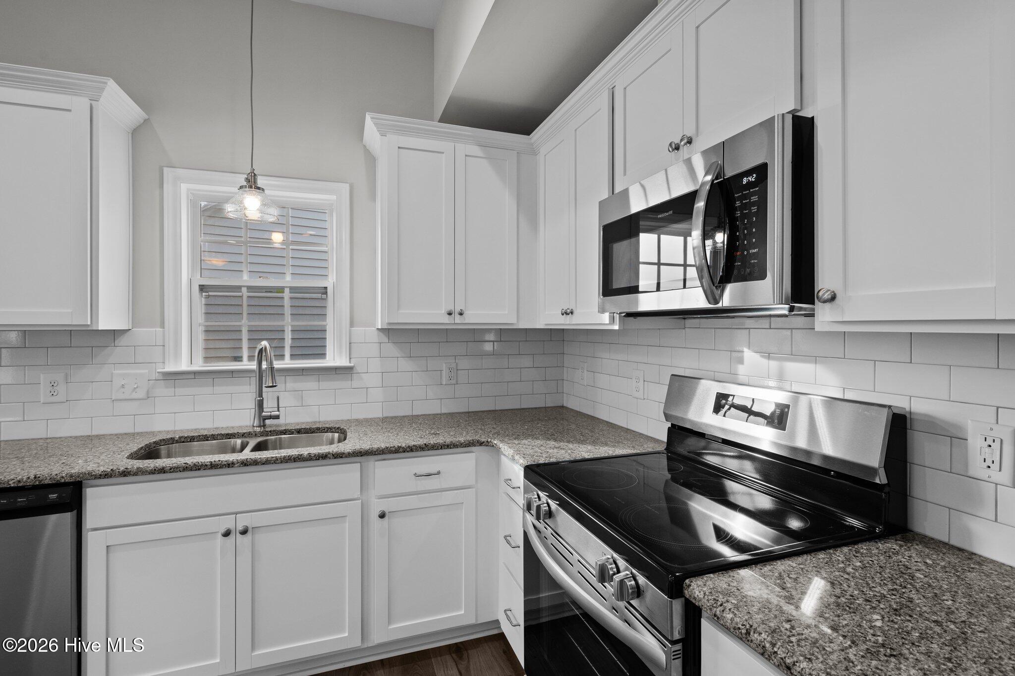 2601 Rhinestone Drive Winterville, NC 28590 - Photo 12 of 31 Photos of similar home