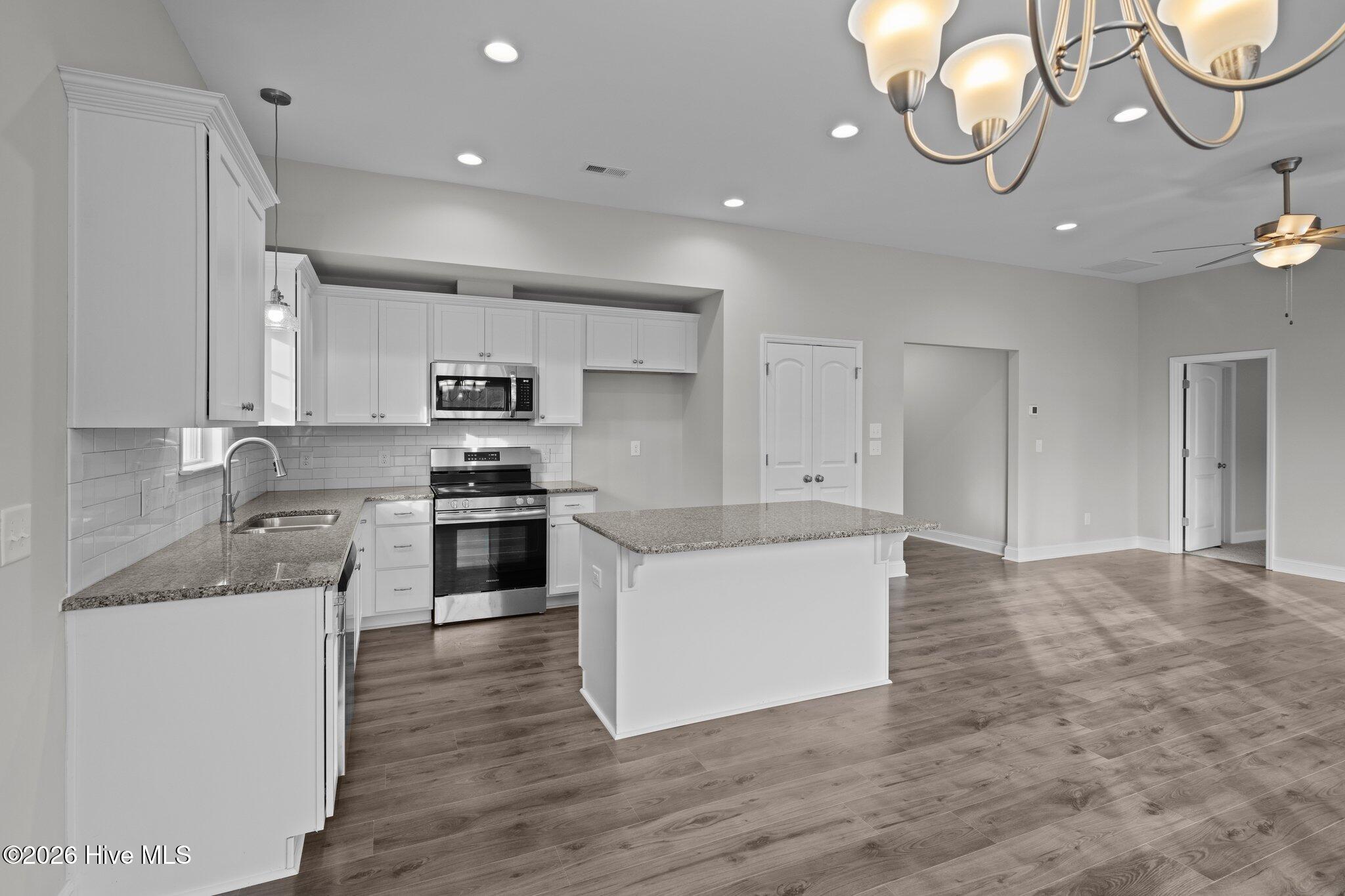 2601 Rhinestone Drive Winterville, NC 28590 - Photo 14 of 31 Photos of similar home