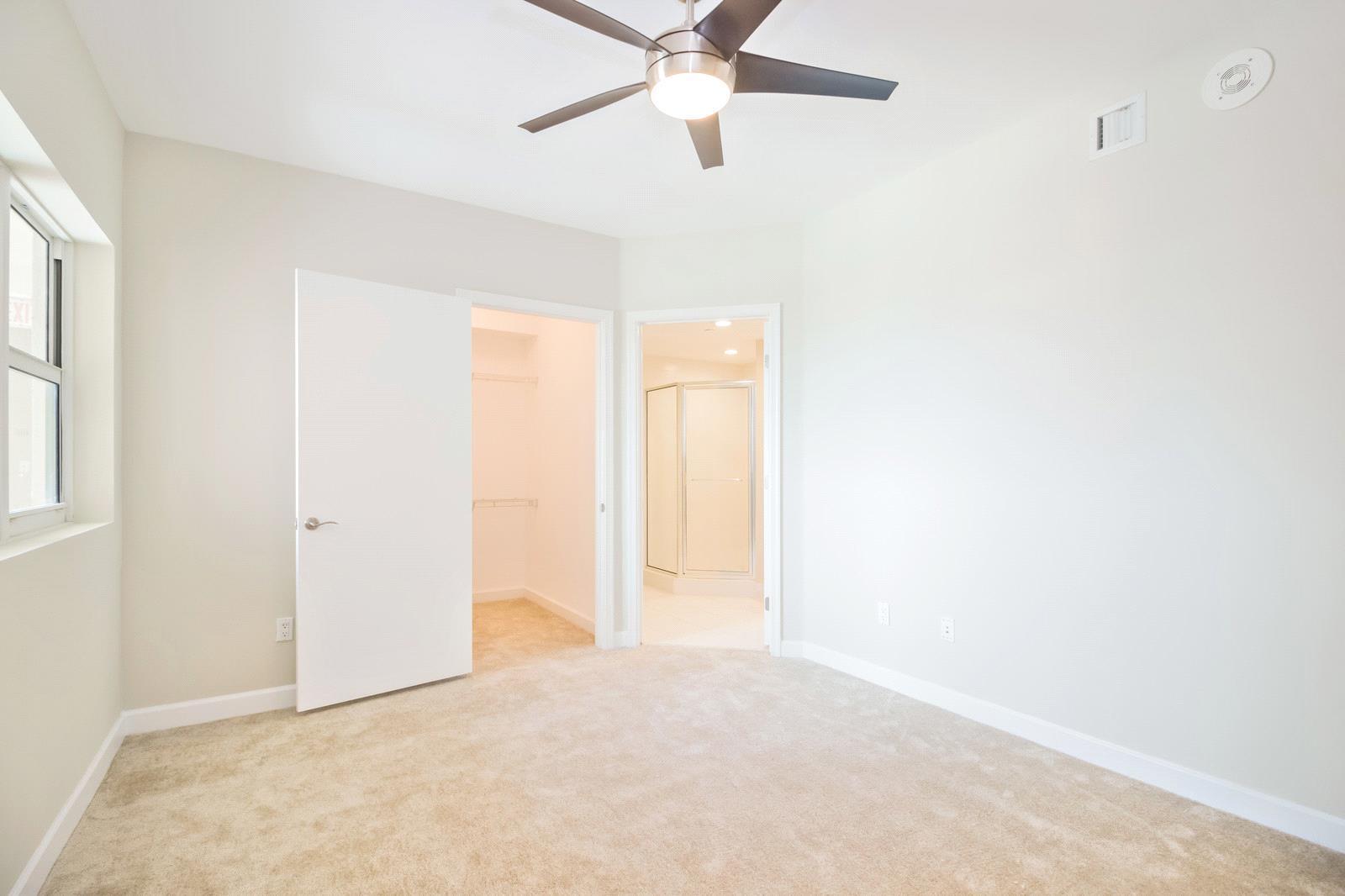 2640 Lake Shore Drive, Unit 2115 Riviera Beach, FL 33404 - Photo 11 of 16 11. 21_2640LakeShoreDr211520_mls
