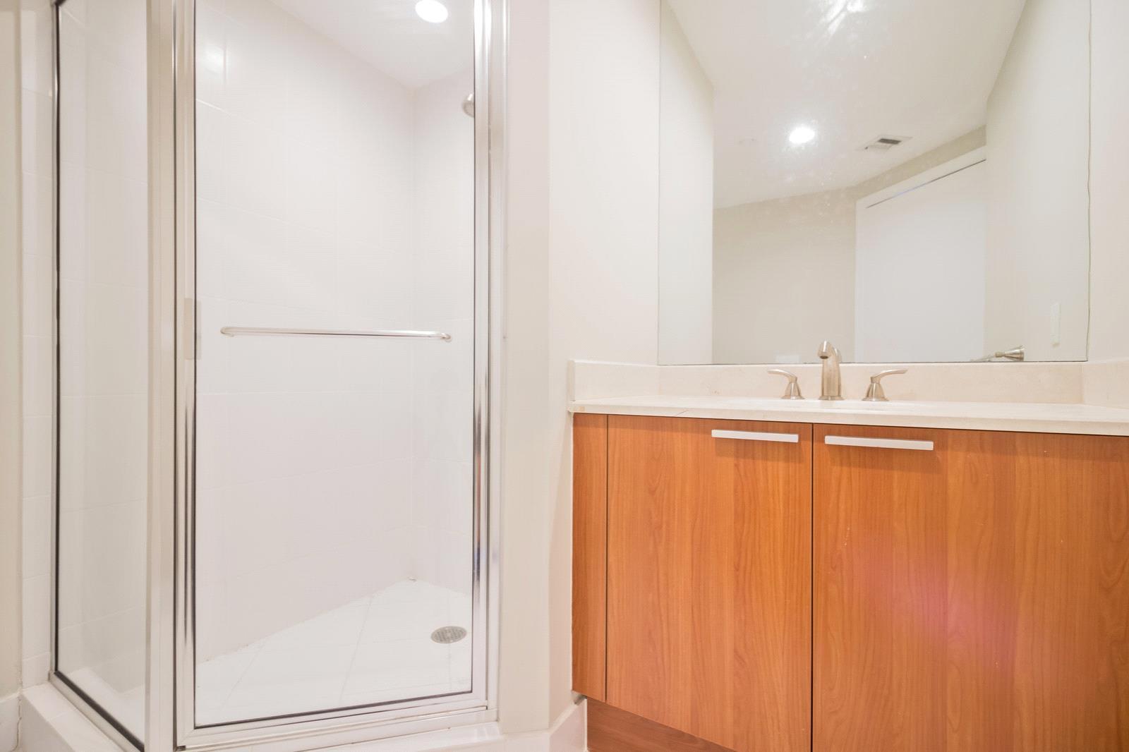 2640 Lake Shore Drive, Unit 2115 Riviera Beach, FL 33404 - Photo 16 of 16 16. 26_2640LakeShoreDr211525_mls