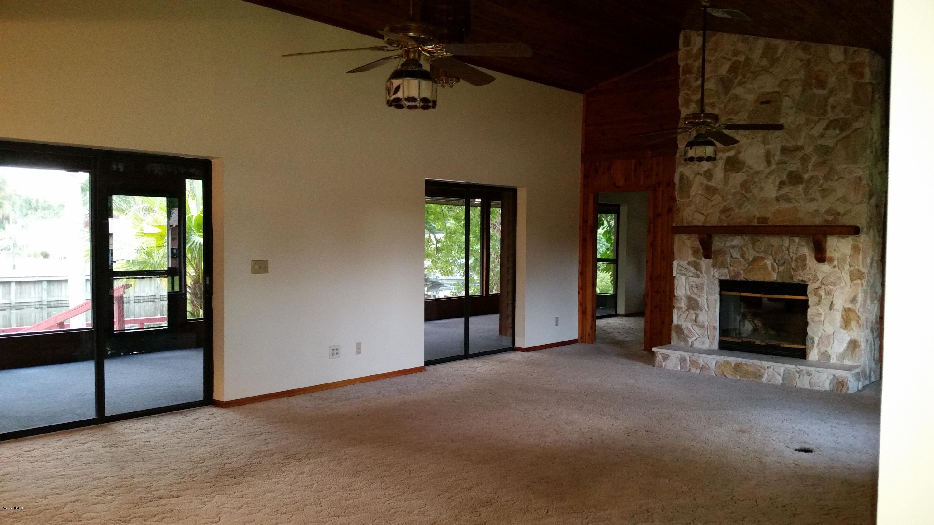 4985 Evinrude Road Melbourne, FL 32934 - Photo 11 of 34 2015-10-06 18