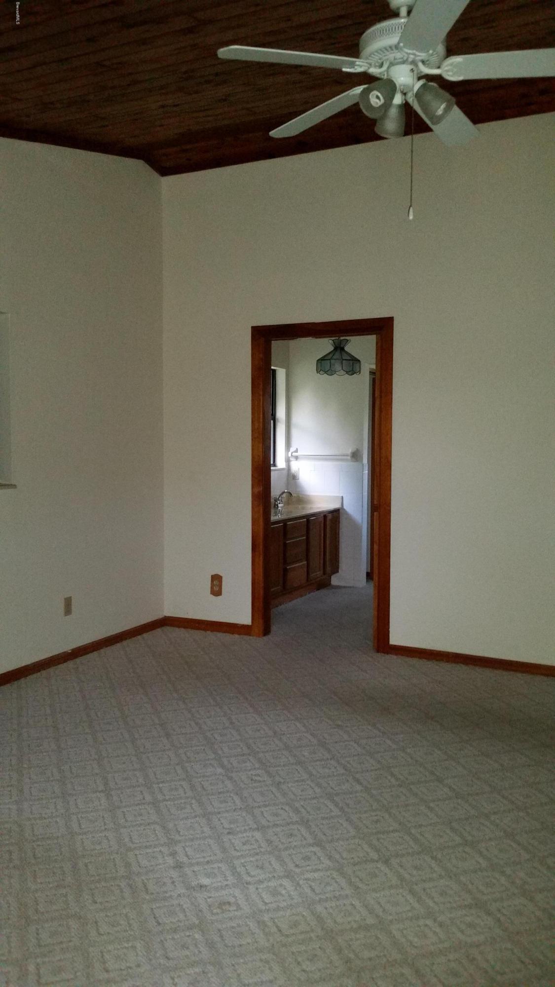 4985 Evinrude Road Melbourne, FL 32934 - Photo 28 of 34 2015-10-06 18
