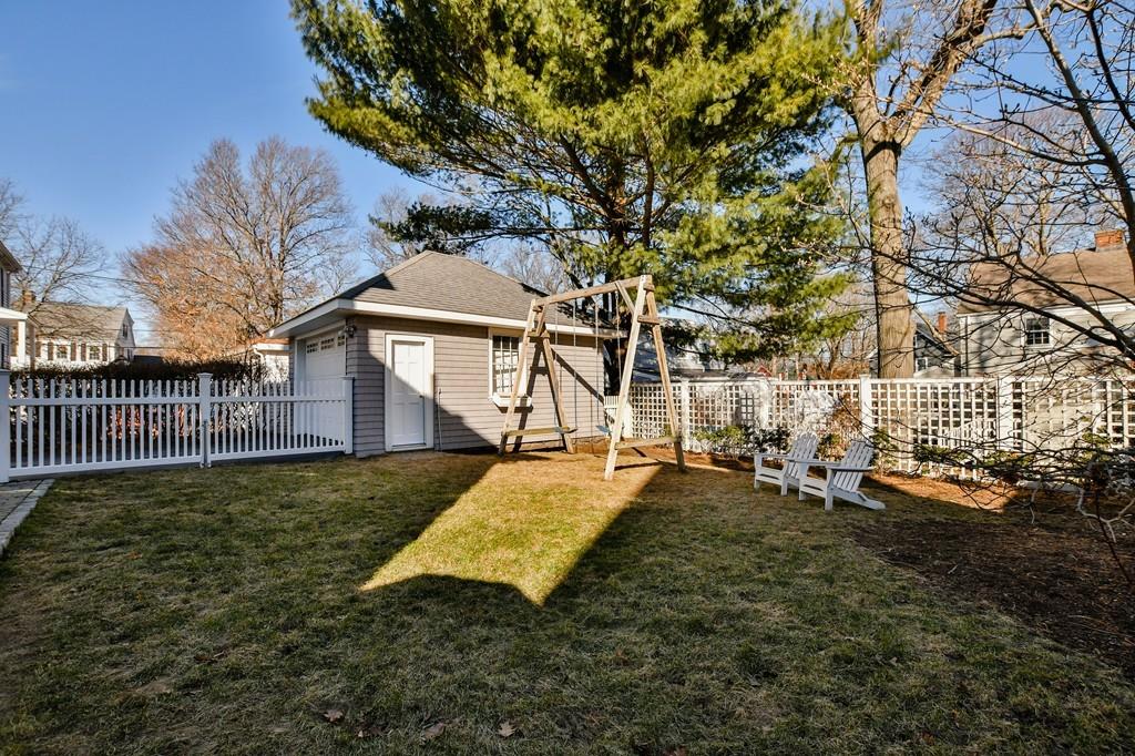 195 Aspen Road Swampscott, MA 01907 - Photo 10 of 31