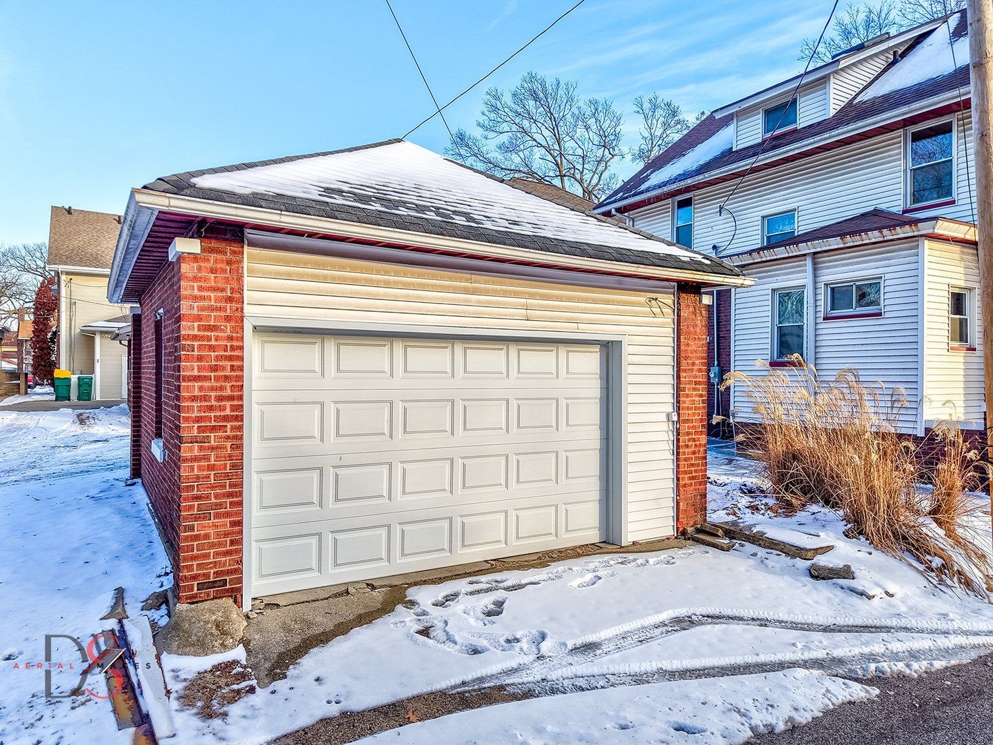 108 West Wilson Street Streator, IL 61364 - Photo 27 of 29 a front view of a house