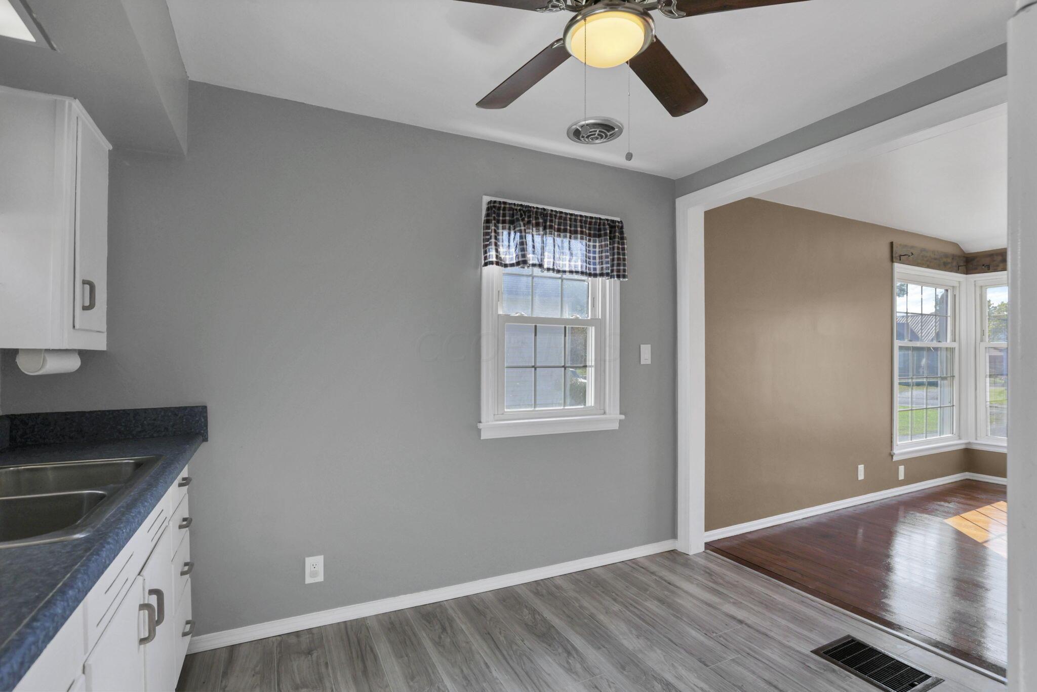 208 South Quentin Road Newark, OH 43055 - Photo 11 of 42 17-web-or-mls-939A5078