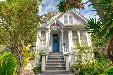 $895,000 | 2009 Berkeley Way, Berkeley, CA 94704