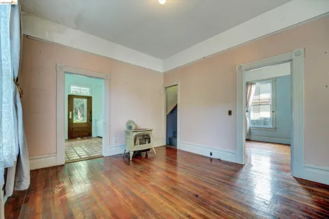 $895,000 | 2009 Berkeley Way, Berkeley, CA 94704