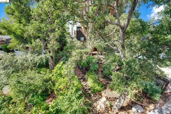 $895,000 | 2009 Berkeley Way, Berkeley, CA 94704