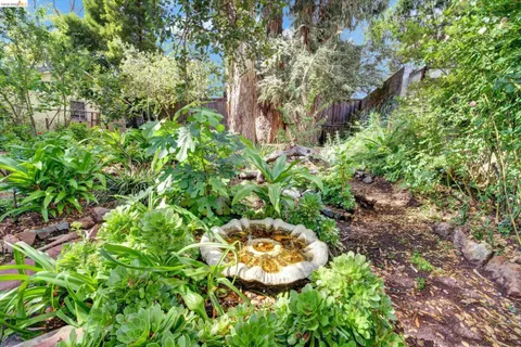 $895,000 | 2009 Berkeley Way, Berkeley, CA 94704