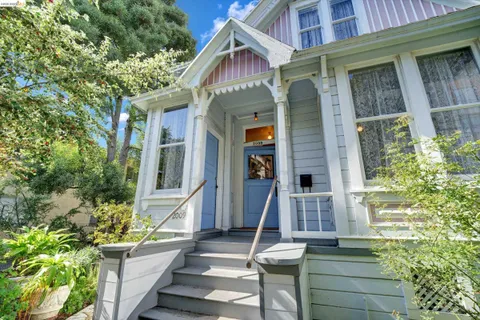 $895,000 | 2009 Berkeley Way, Berkeley, CA 94704
