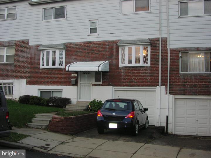3520 Woodhaven Road Philadelphia, PA 19154 - Photo 1 of 7 Gallery Image 1