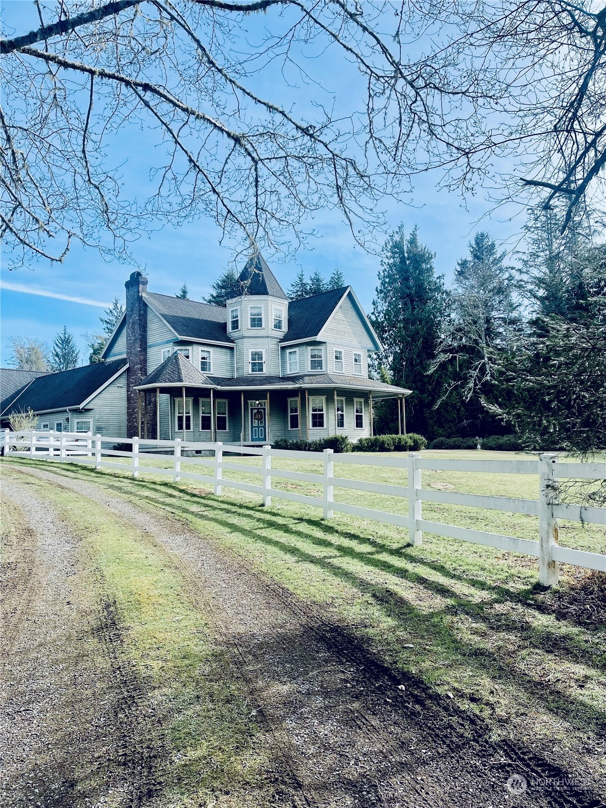36808 Stackpole Road Oysterville, WA 98641 - Photo 4 of 40 a front view of a house with a big yard